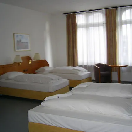 Willy Hotel Frankfurt Frankfurt nad Menem Zewnętrze zdjęcie